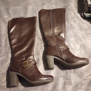 Levity 7.5 Brown Women's Boots